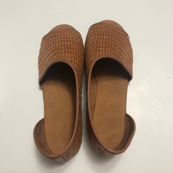 NIB Bamboo Hippie tan open side sandal (7.5) - Picture 7 of 8